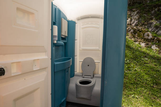 Best Portable Restroom Servicing (Cleaning and Restocking)  in Morongo Valley, CA